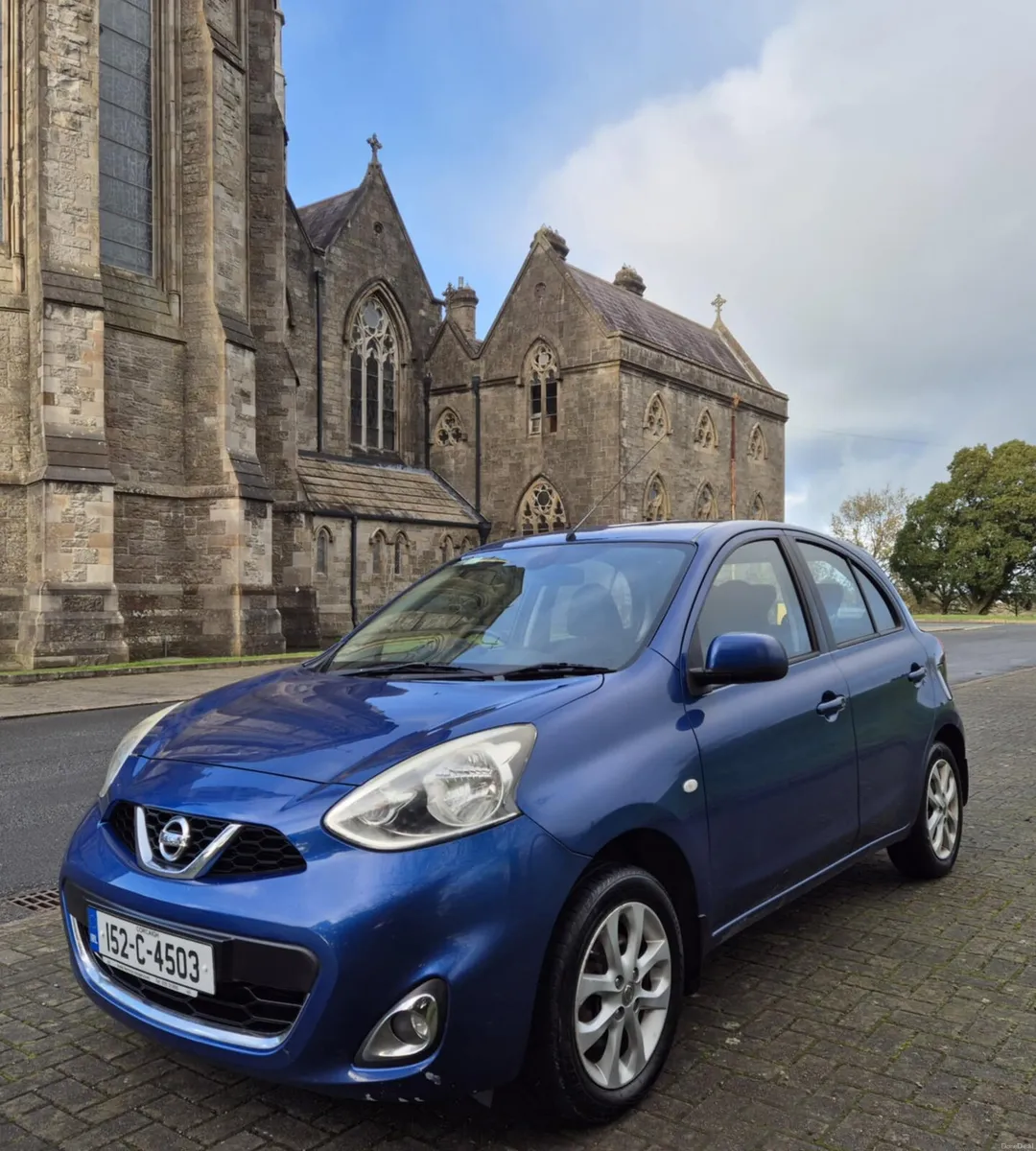 Automatic Nissan Micra 1.2 petrol 2015 - Image 2
