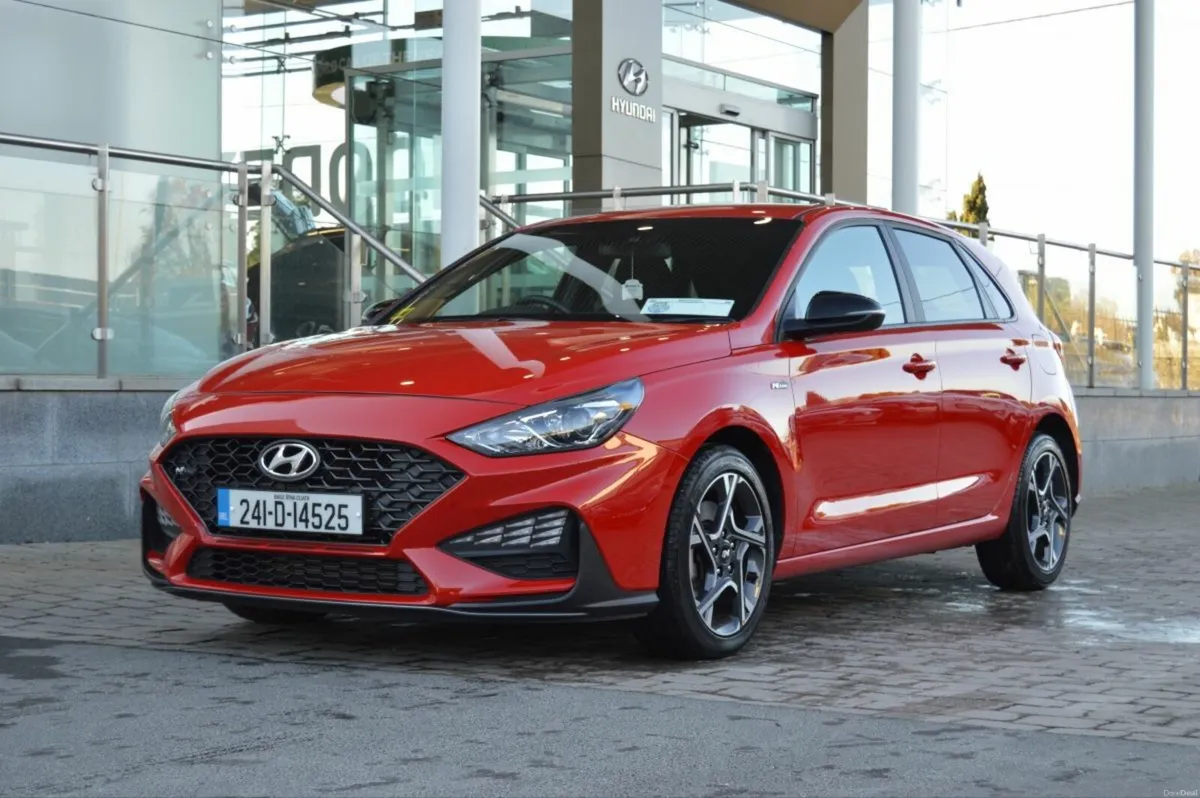 Hyundai i30 Petrol NLine CAR OF THE WEEK - Image 1