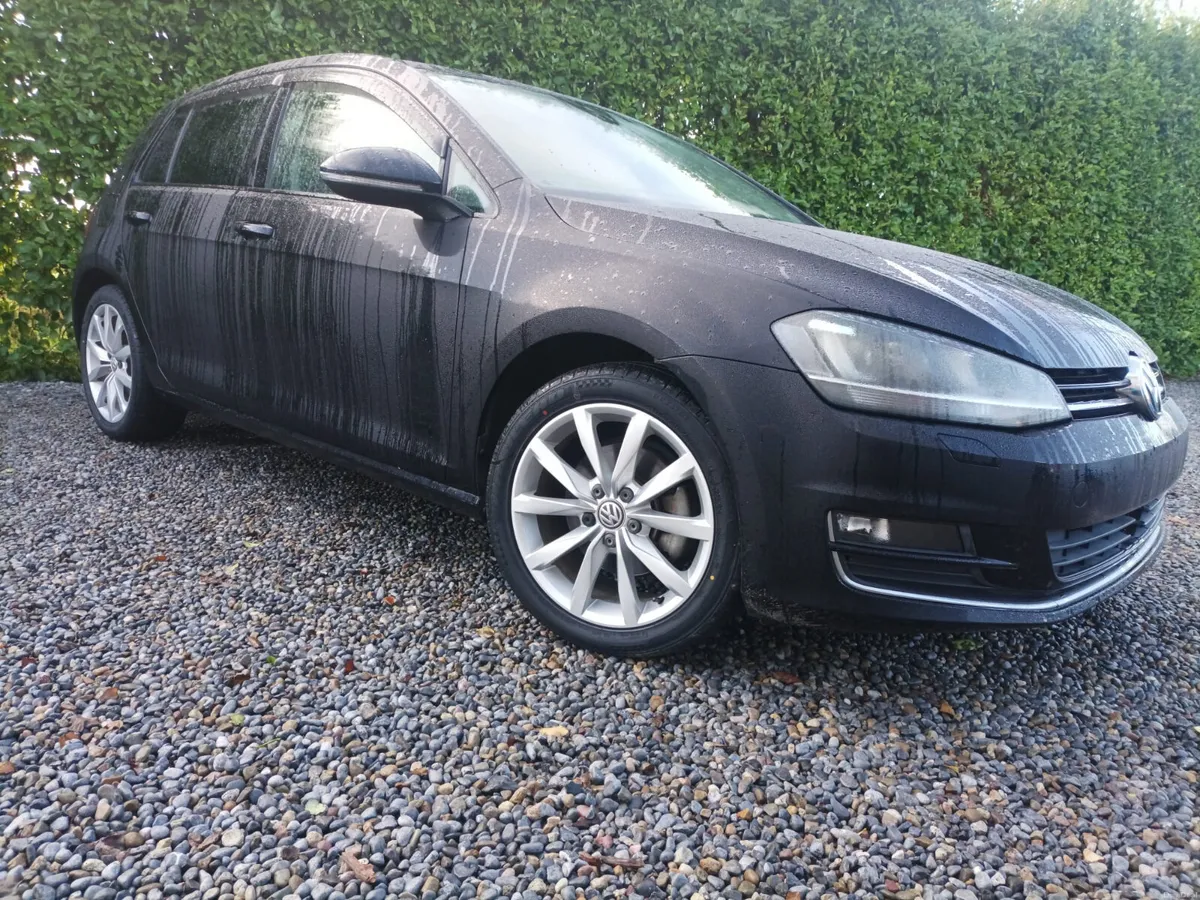 Volkswagen Golf 1.4 TSI Highline Automatic, 2016 - Image 1