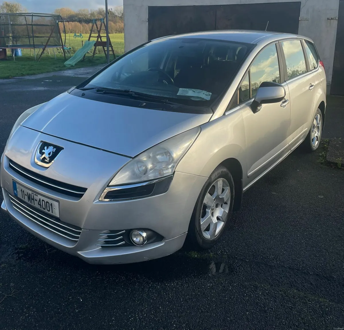 Peugeot 5008 2011 - Image 3