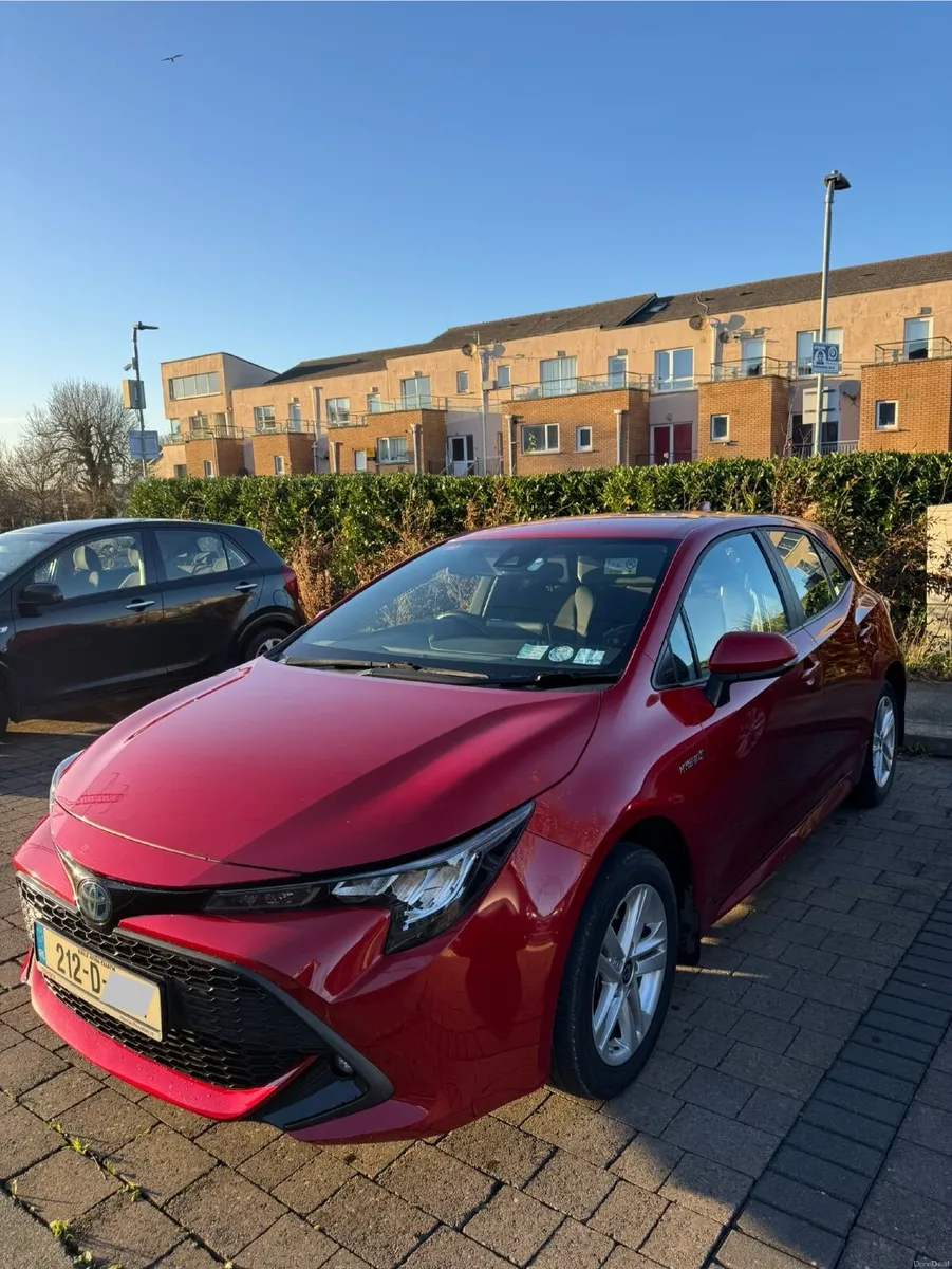 Toyota Corolla Hybrid Luna 212 - Image 4