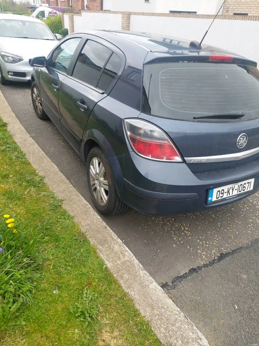 2009 Vauxhall astra tax & nct - Image 3