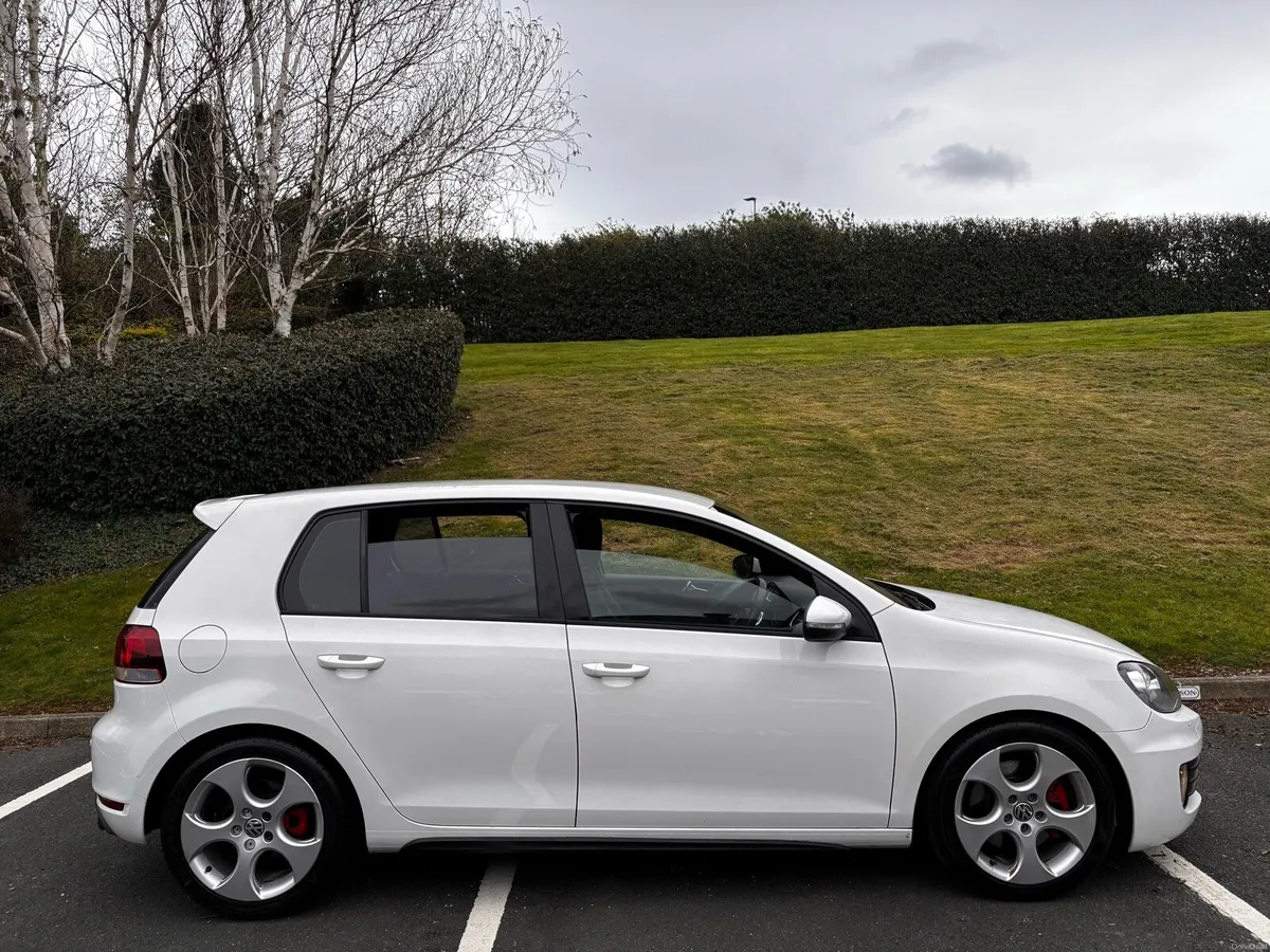 VW GOLF GTI DSG TURBO - Image 3