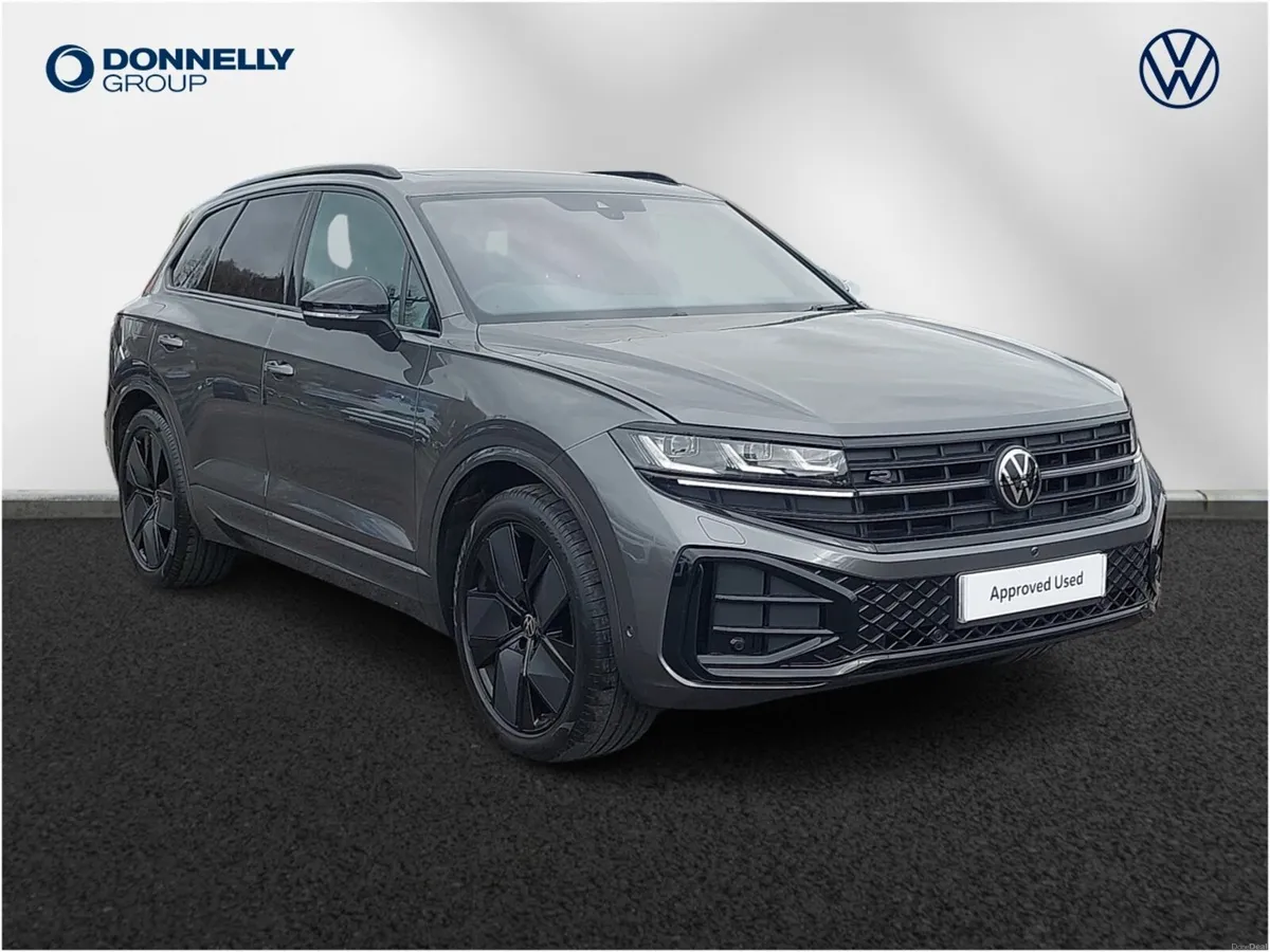 Volkswagen Touareg Diesel Estate Black Edition - Image 1