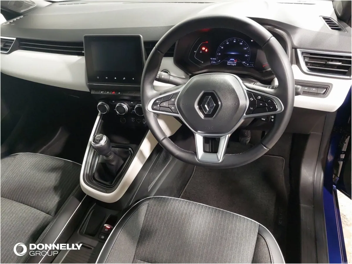 Renault Clio Hatchback Techno - Image 4