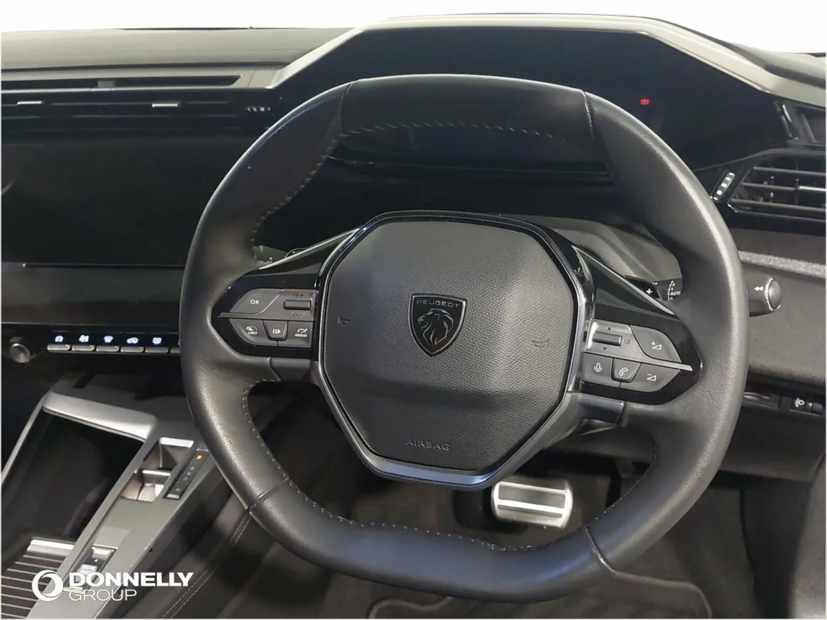 Peugeot 308 Hatchback Allure - Image 4