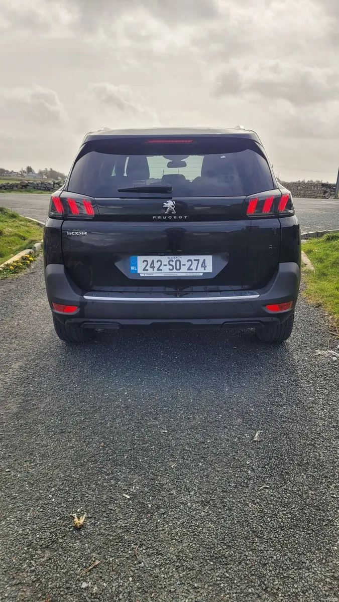 Peugeot 5008 2024 - Image 2