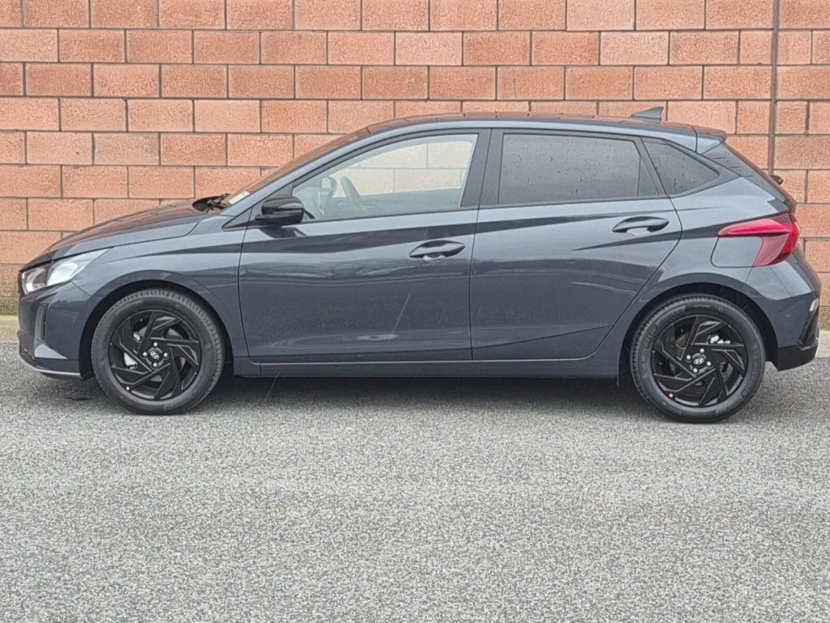 Hyundai i20 Deluxe Plus 1.0 Turbo Petrol - Image 3