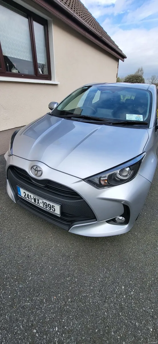 Toyota Yaris 2024 - Image 3