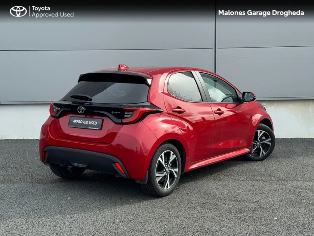 Toyota Yaris 1.5 Hybrid Luna Sport *Free Servce* C - Image 2