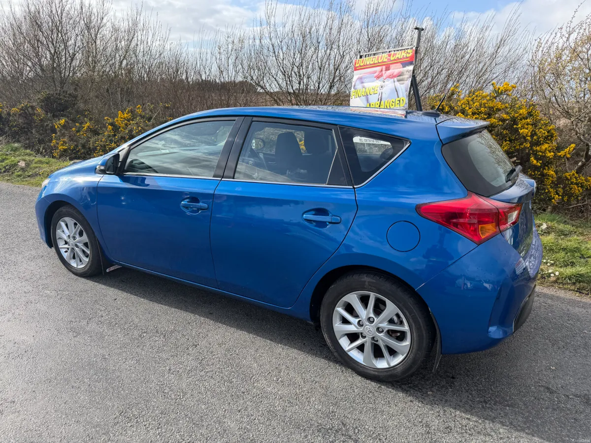 Toyota Auris 2014 - Image 3