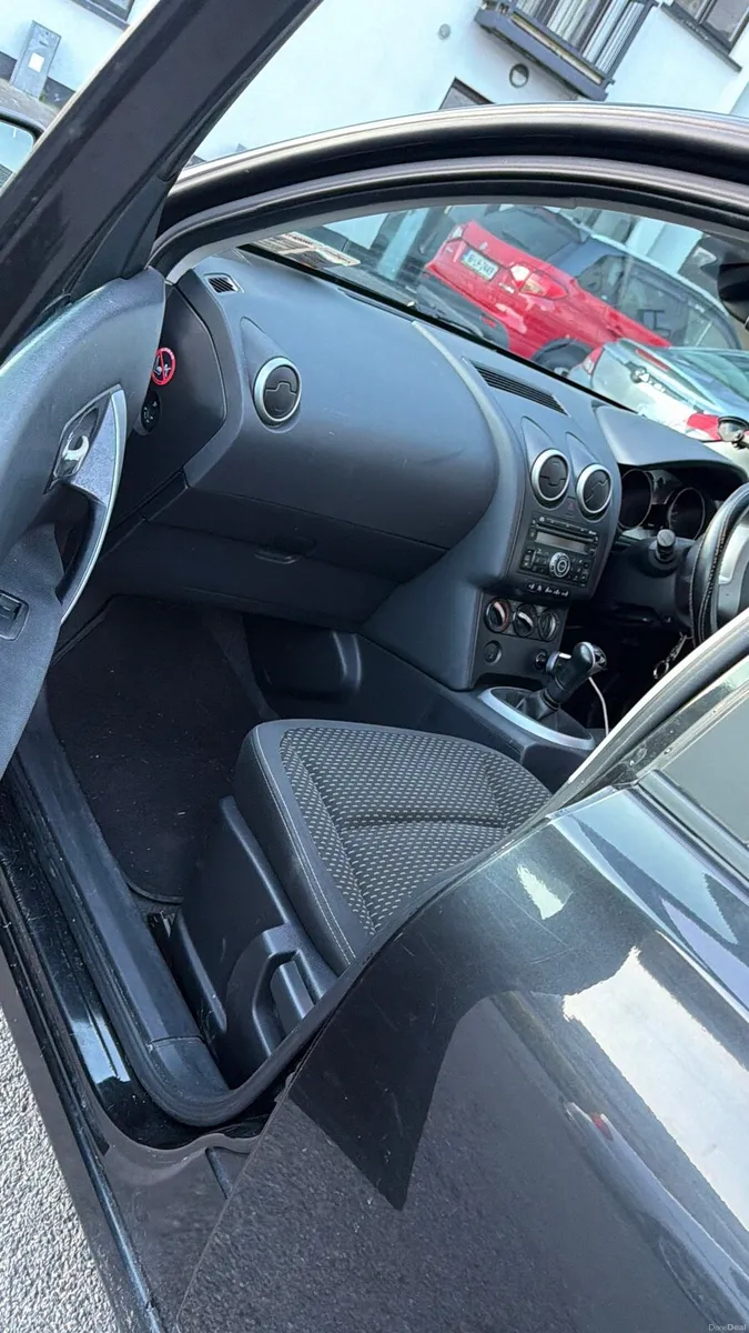 Nissan Qashqai for sale - Image 4