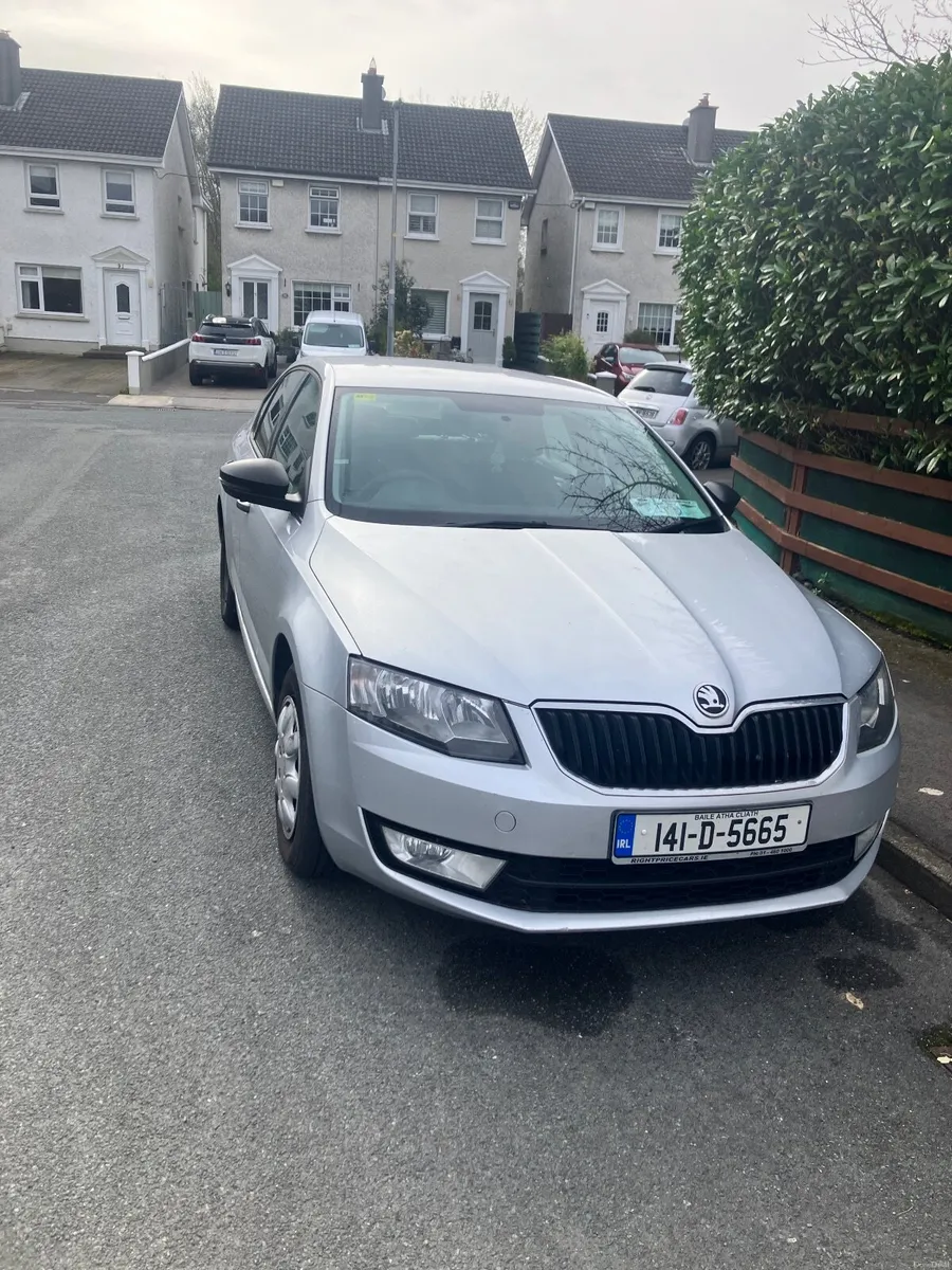 Skoda Octavia 2014 - Image 2