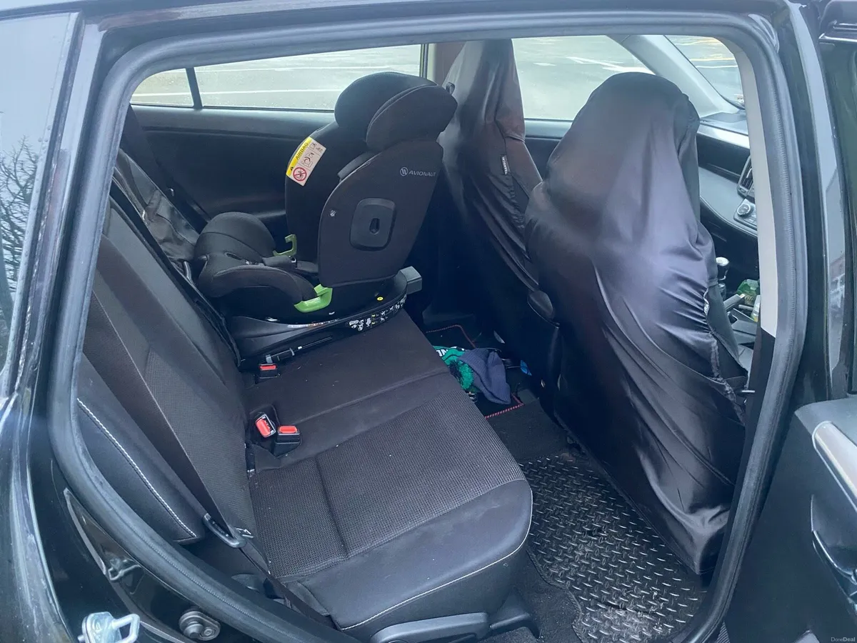 Toyota RAV4 - Image 4