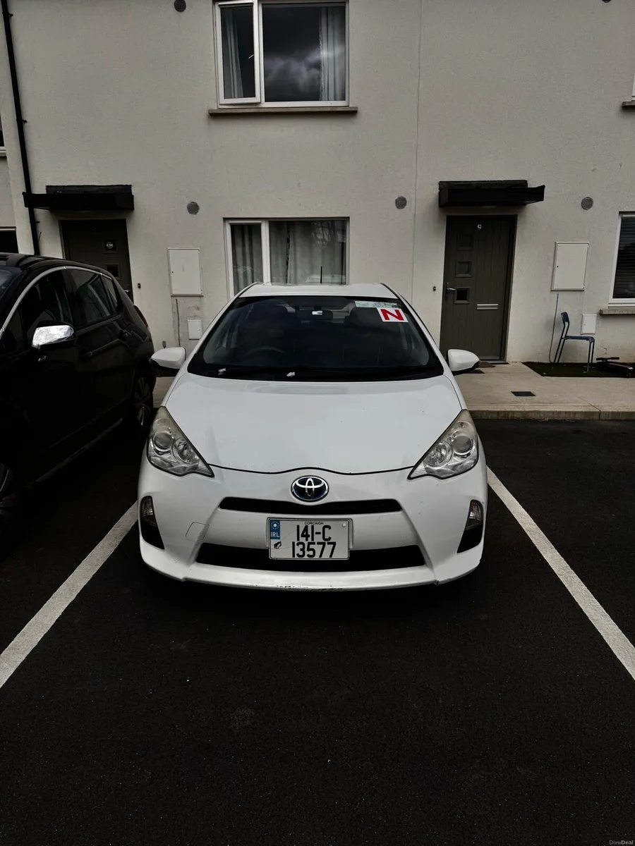 Toyota Aqua Hybrid Auto Reverse camera NCT 01/2027 - Image 1