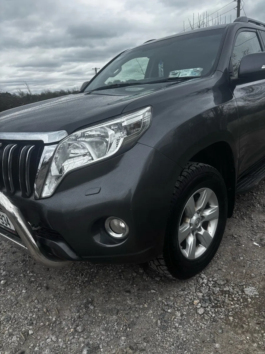 Toyota Land Cruiser - Image 3