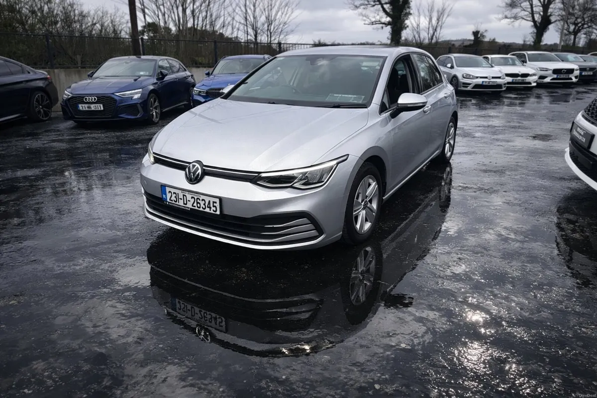 2023 VW GOLF E TSIe AUTOMATIC 1.0 petrol - Image 2
