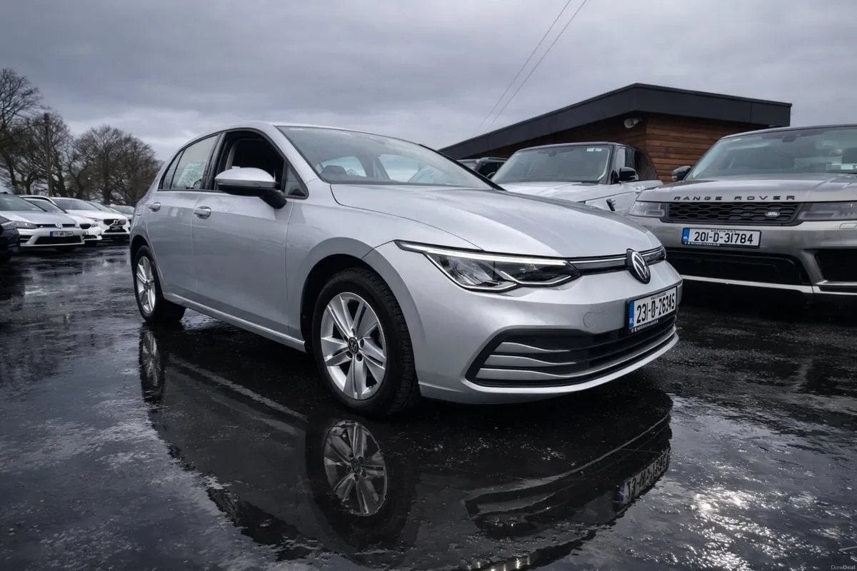 2023 VW GOLF E TSIe AUTOMATIC 1.0 petrol - Image 1