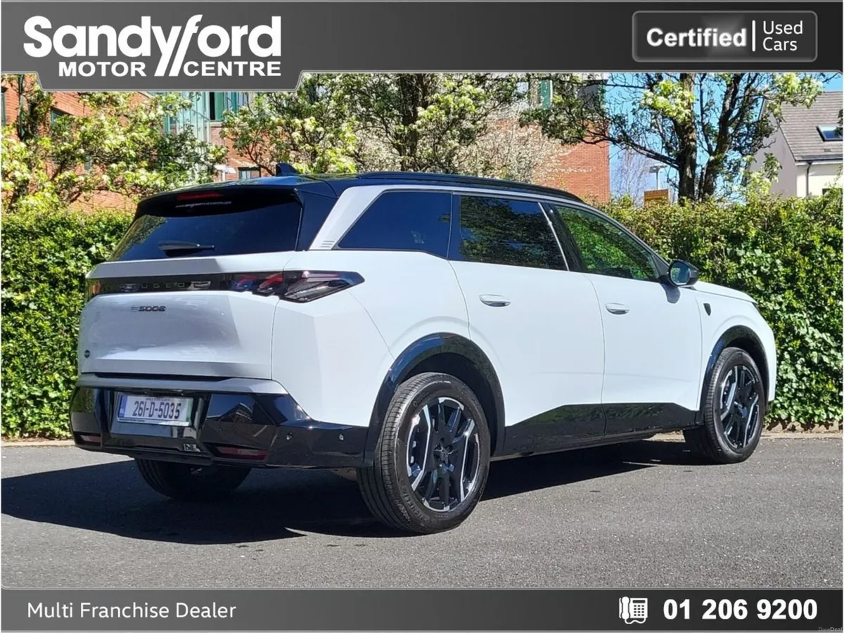 Peugeot 5008 EV GT 73kwh 210hp**EX DEMO STUNNING I - Image 3