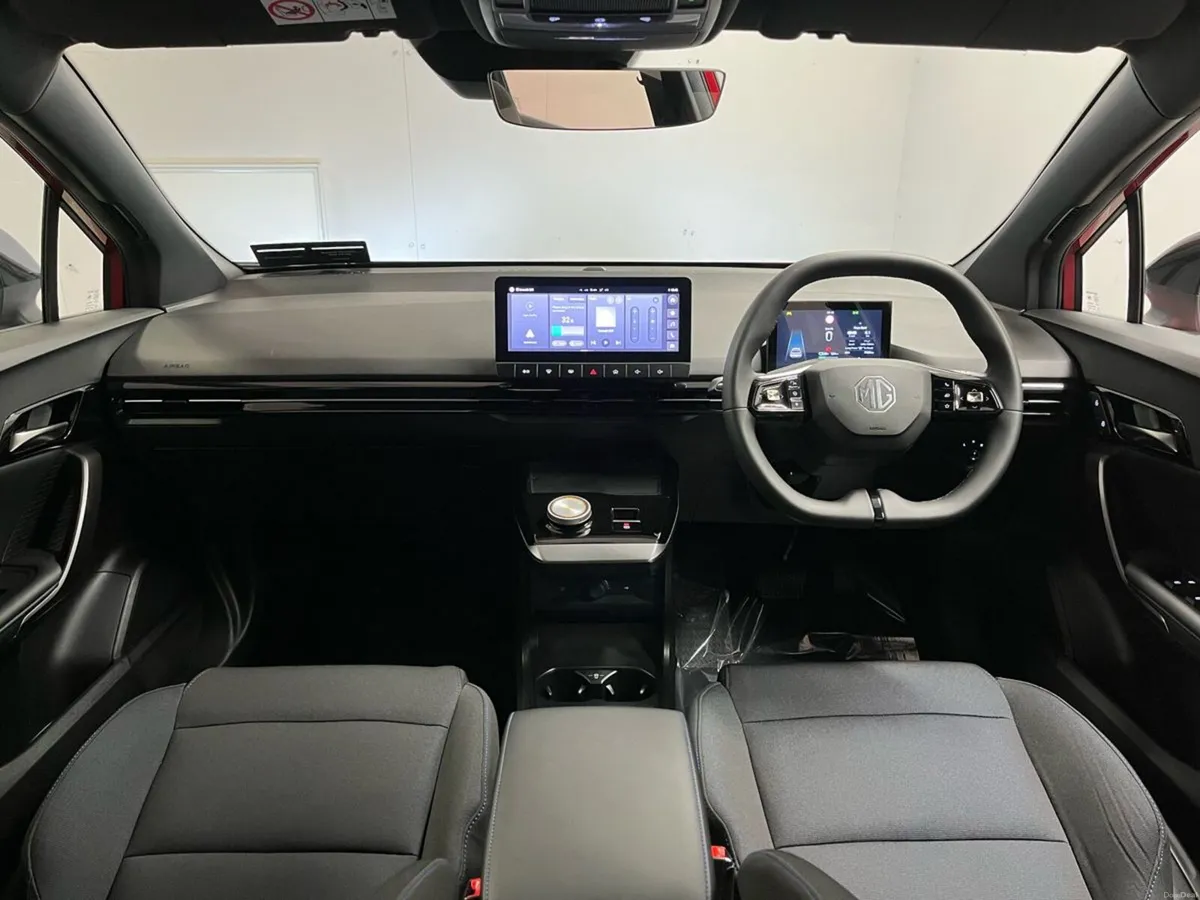 MG MG4 SE Long Range 64kWh 203BHP - Parking Sensor - Image 4