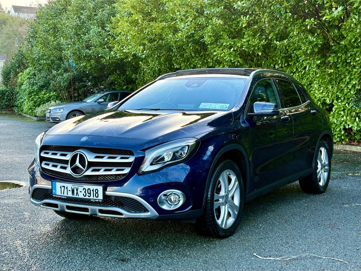 Mercedes Benz 2017 GLA 200d - Image 3