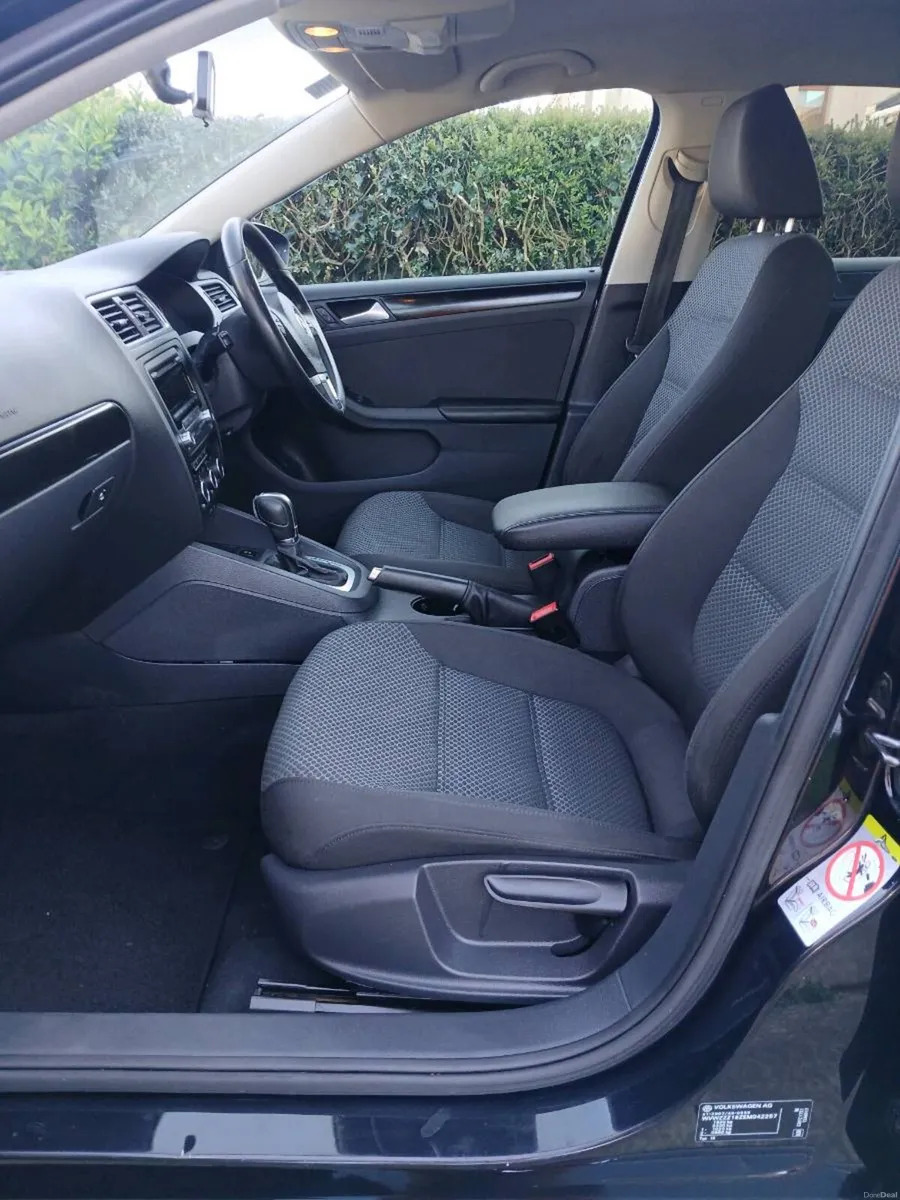 2014 1.6TDI AUTOMATIC NCT AND TAX JUST SERVICED - Image 3