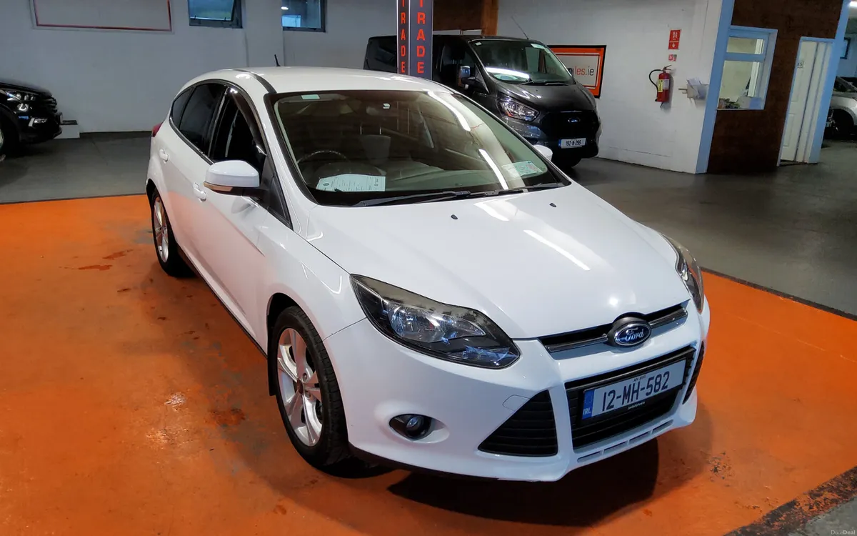 Ford Focus 2012 - Image 1