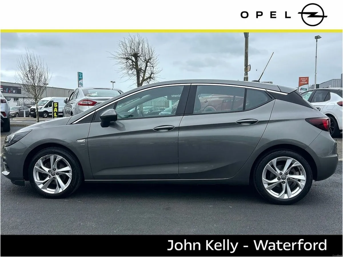 Opel Astra 1.2 Turbo 110PS 6 Speed Sri - Image 3