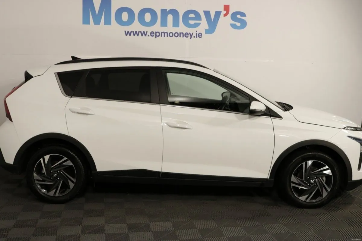 Hyundai Bayon Bayon Executive Auto - Image 3