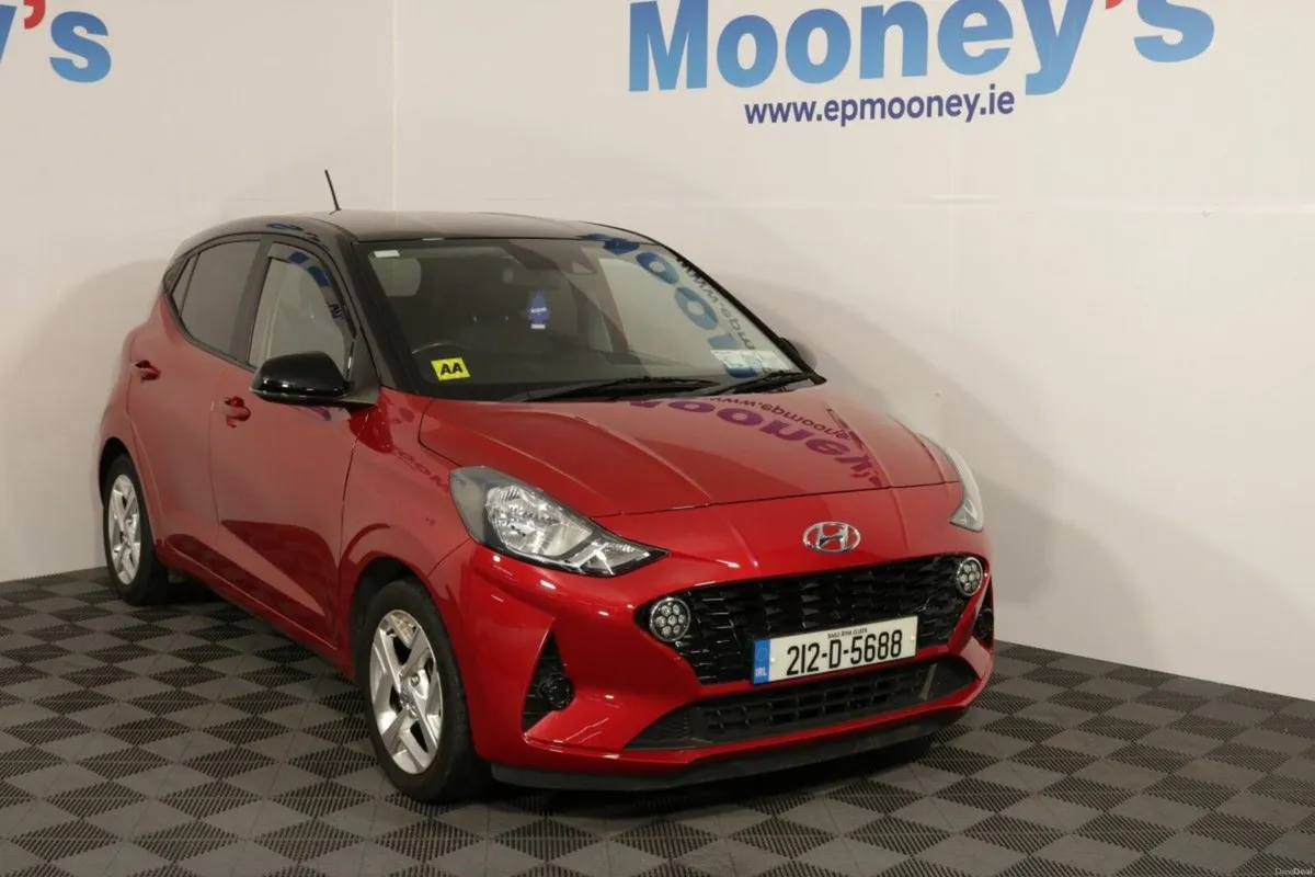 Hyundai i10 i10 Deluxe Plus w.2 Tone Roof - Image 1