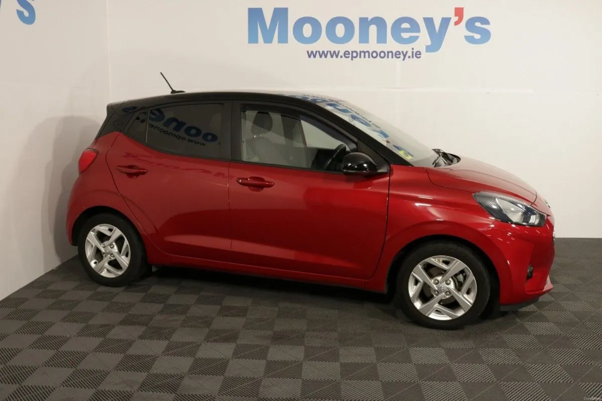 Hyundai i10 i10 Deluxe Plus w.2 Tone Roof - Image 3