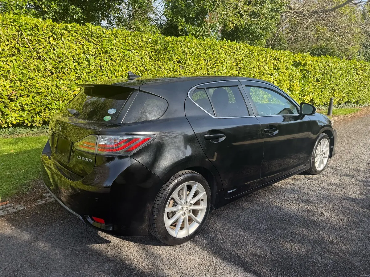 Lexus CT200h 2012 – Immaculate Condition – €9,950 - Image 4