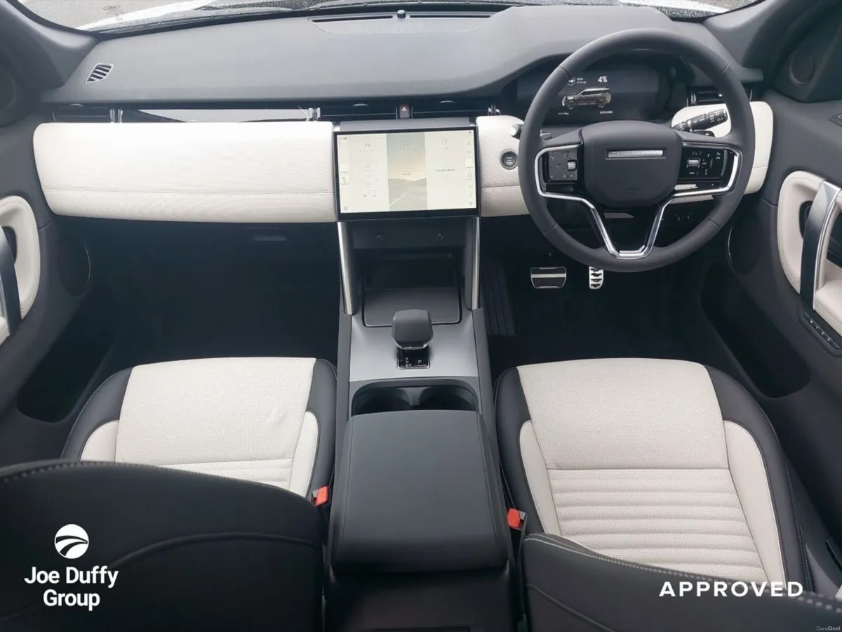 Land Rover Discovery Sport Dynamic S  1.5 PHEV  27 - Image 4