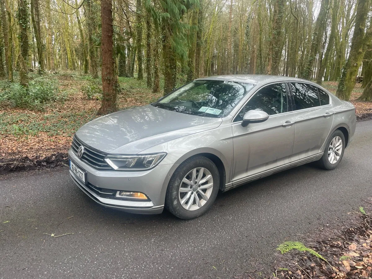 VOLKSWAGEN PASSAT COMFORTLINE 1.6 TDI 120HP - Image 3