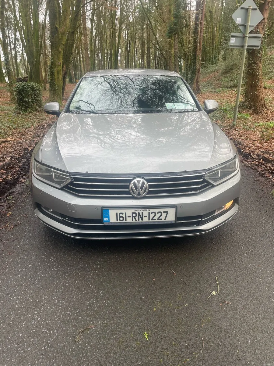 VOLKSWAGEN PASSAT COMFORTLINE 1.6 TDI 120HP - Image 2