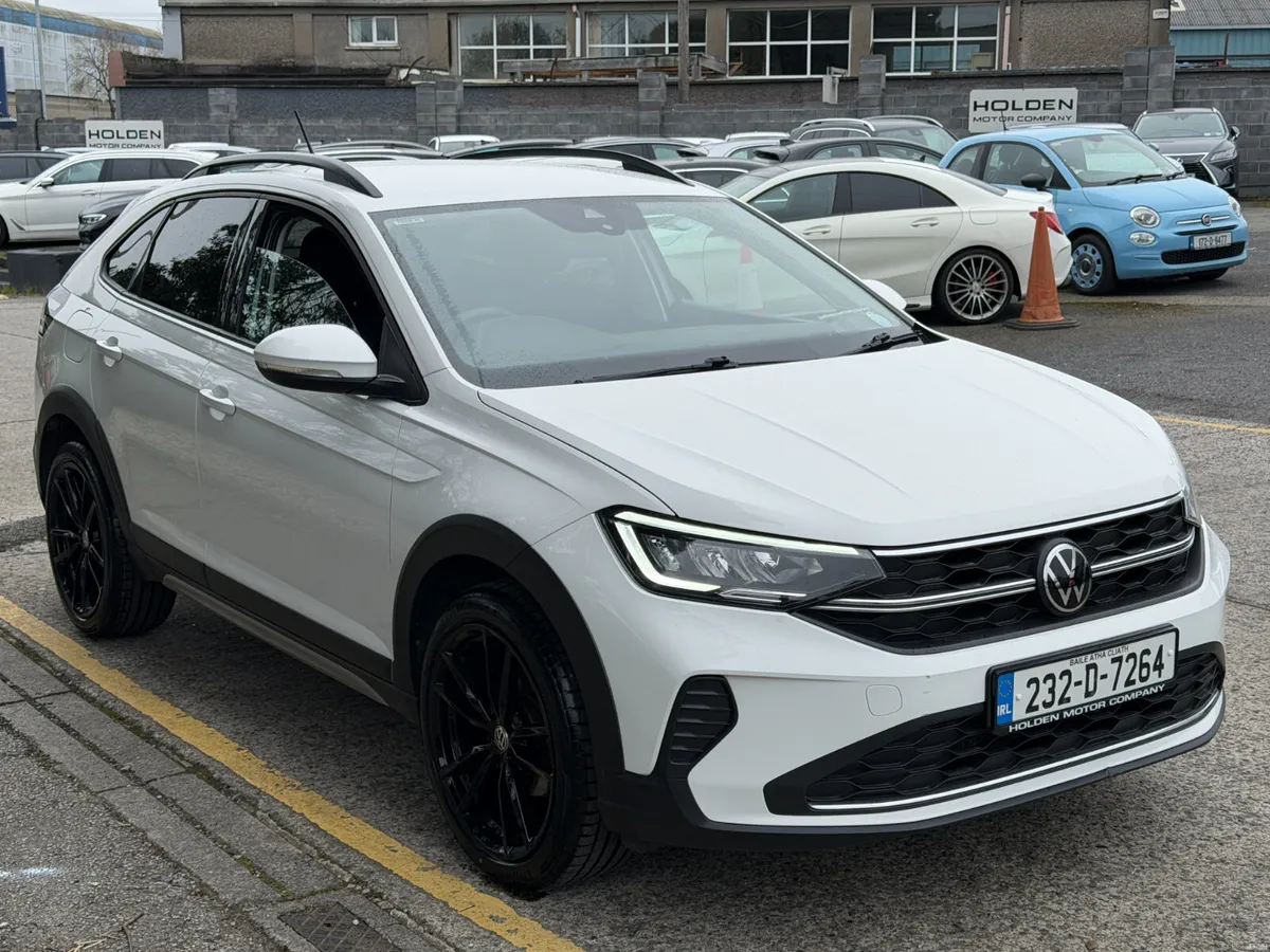 2023 Volkswagen Taigo LIFE. 2 KEYS - Image 5