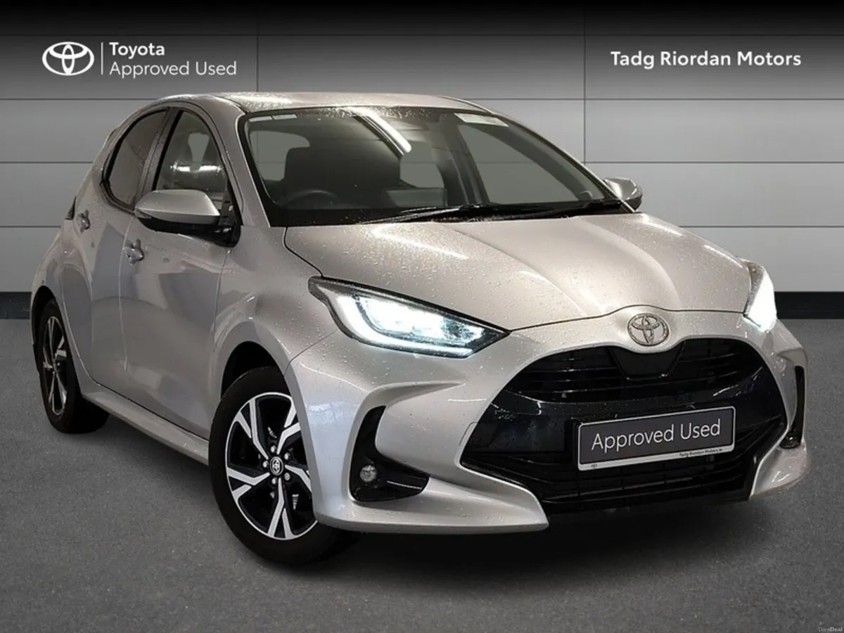 Toyota Yaris HYBRID L-SPORT - Image 1