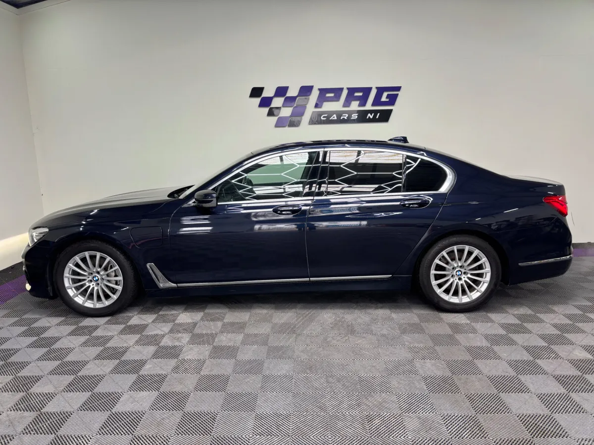 2016 BMW 740E CARBON EDITION- MASSIVE SPEC - Image 6