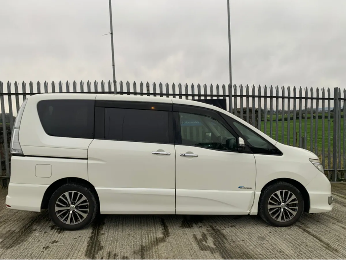 Nissan Serena HIHGWAY STAR HYBRID AUTOMATIC - Image 6
