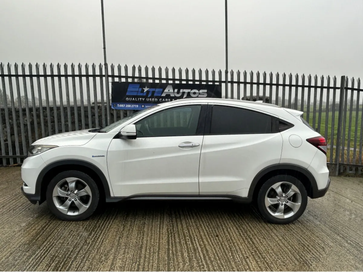 Honda Vezel 1.5 Self Charging Hybrid - Image 2