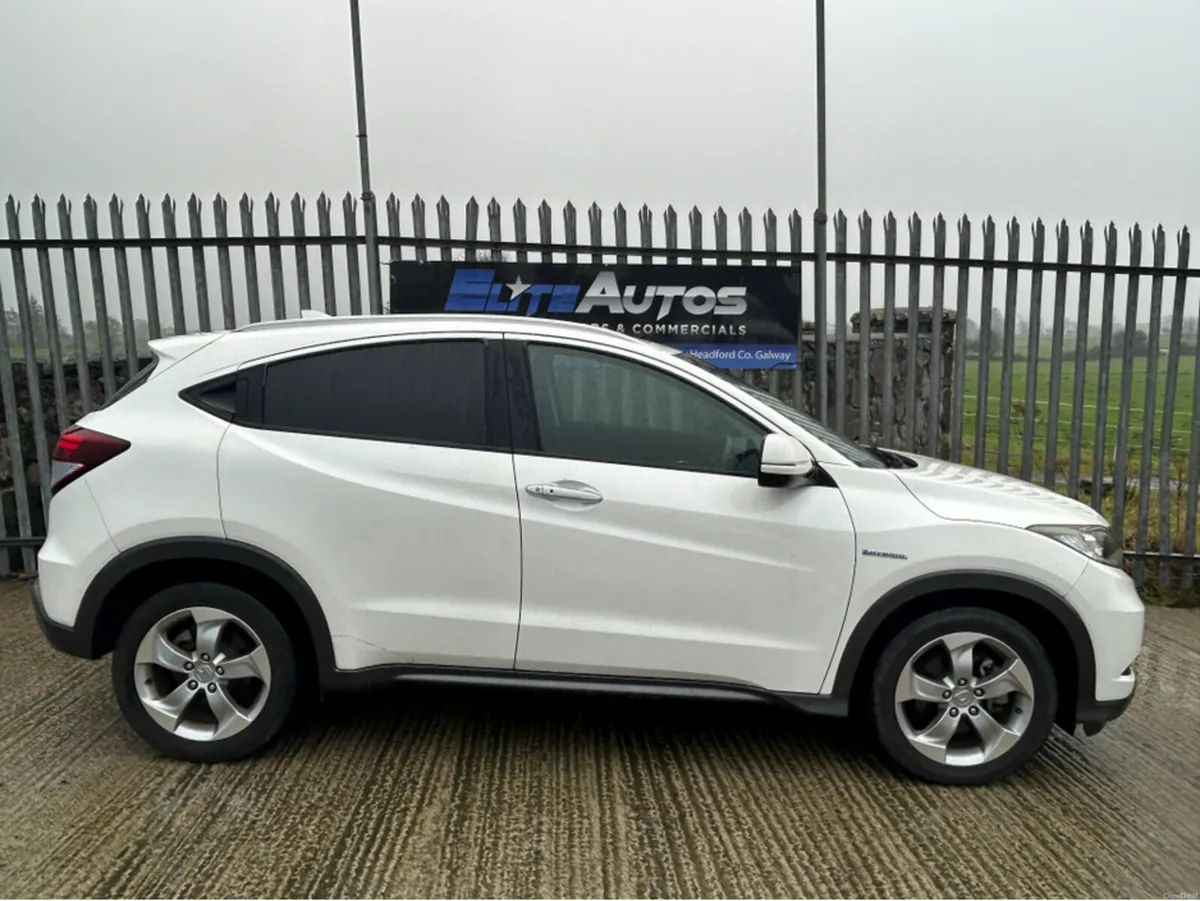 Honda Vezel 1.5 Self Charging Hybrid - Image 3