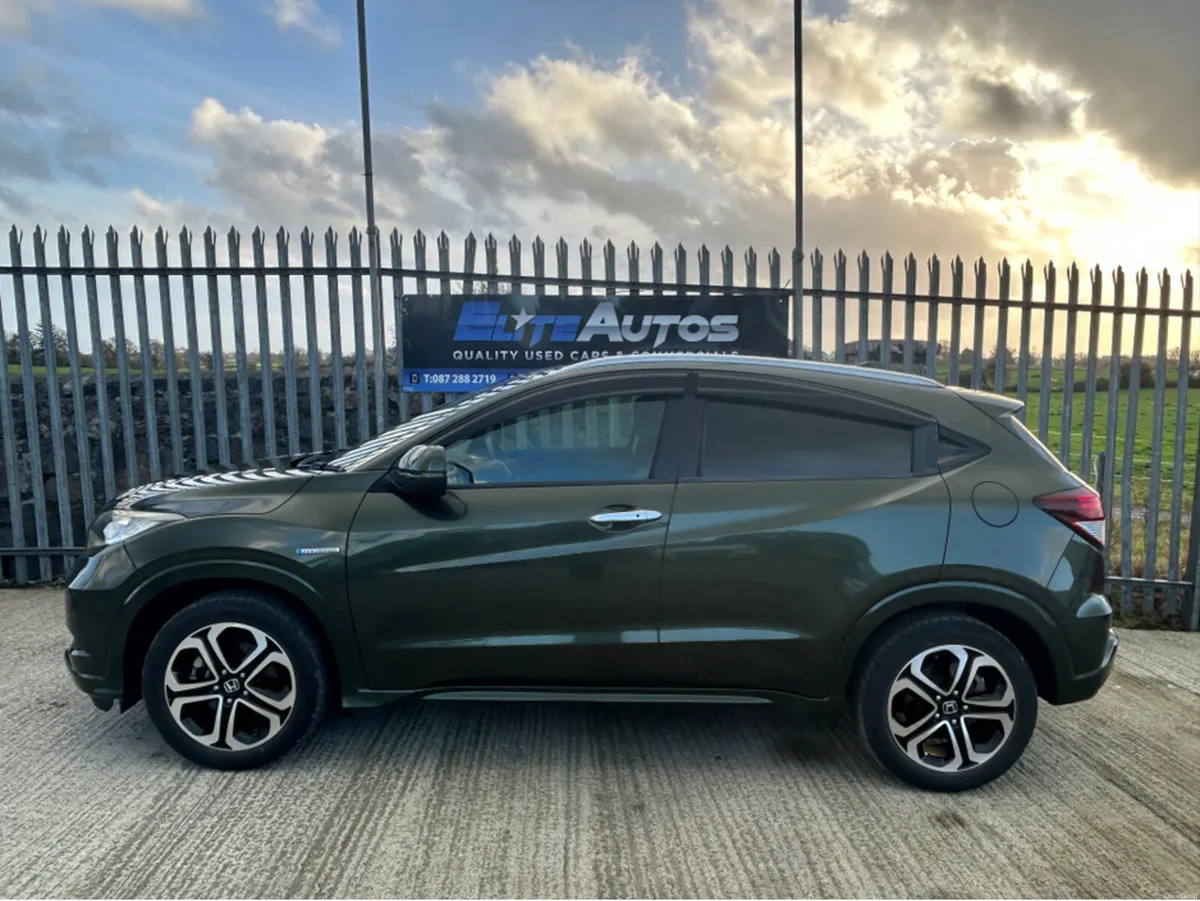 Honda Vezel Self Charging Hybrid - Image 3