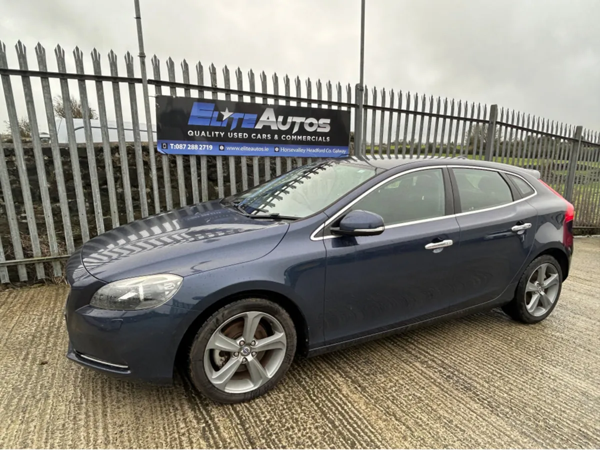 Volvo C40 T4 1.6 Automatic - Image 4
