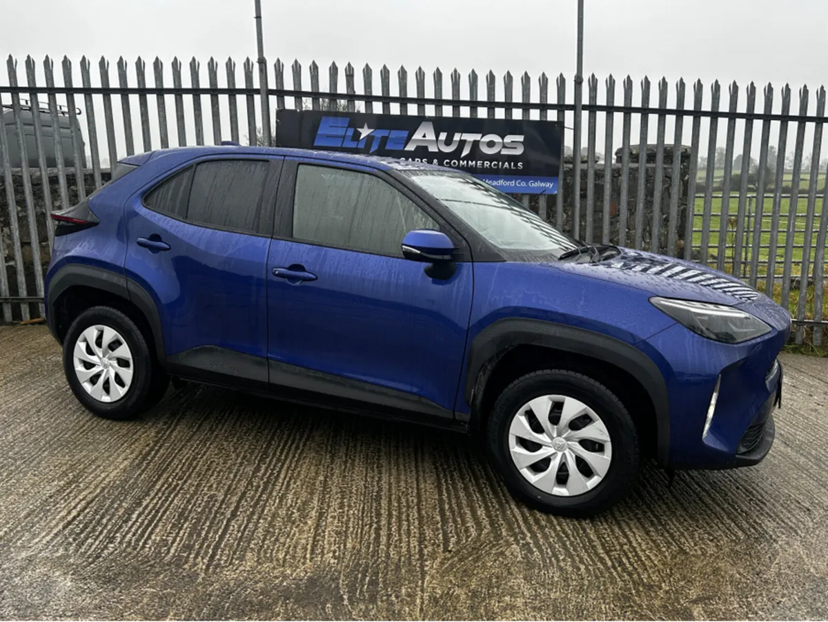 Toyota Yaris Cross Self Charging Hybrid 1.5 - Image 2