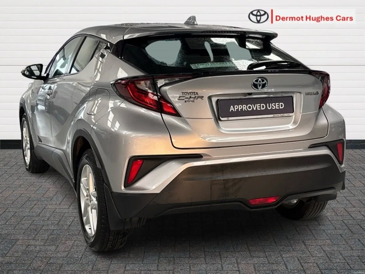 Toyota C-HR HYBRID LUNA 4DR AUTO - Image 2