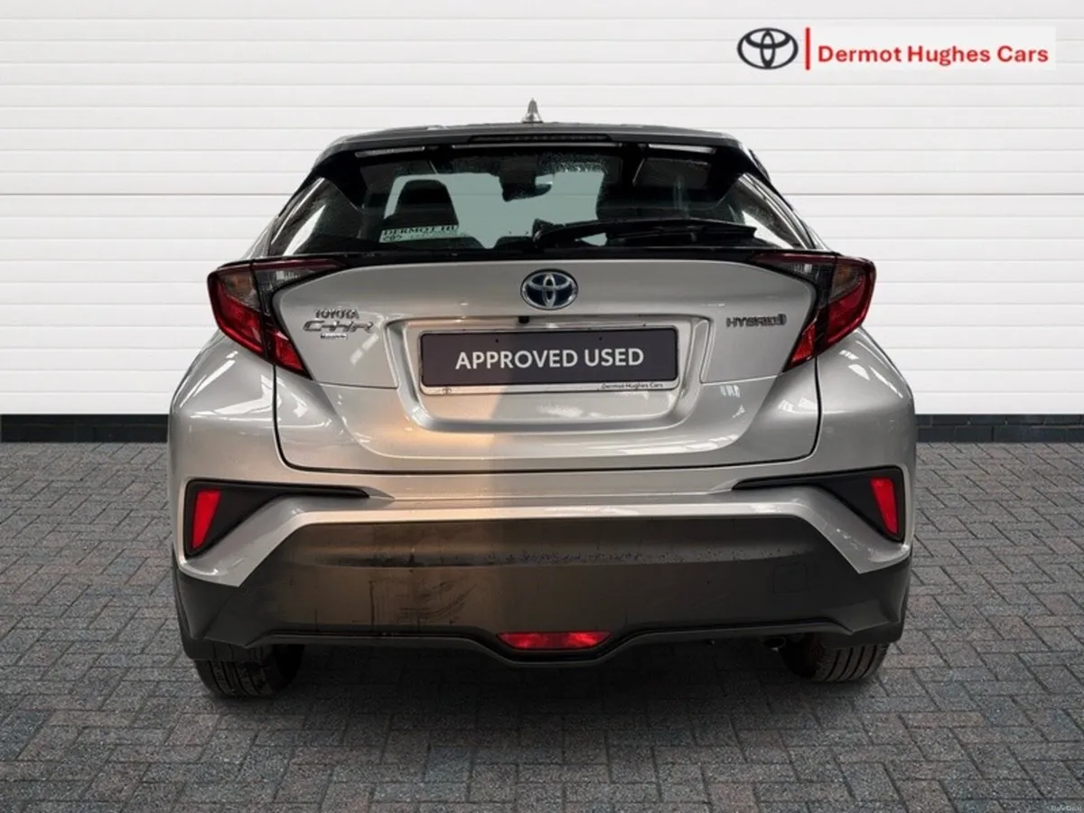 Toyota C-HR HYBRID LUNA 4DR AUTO - Image 4