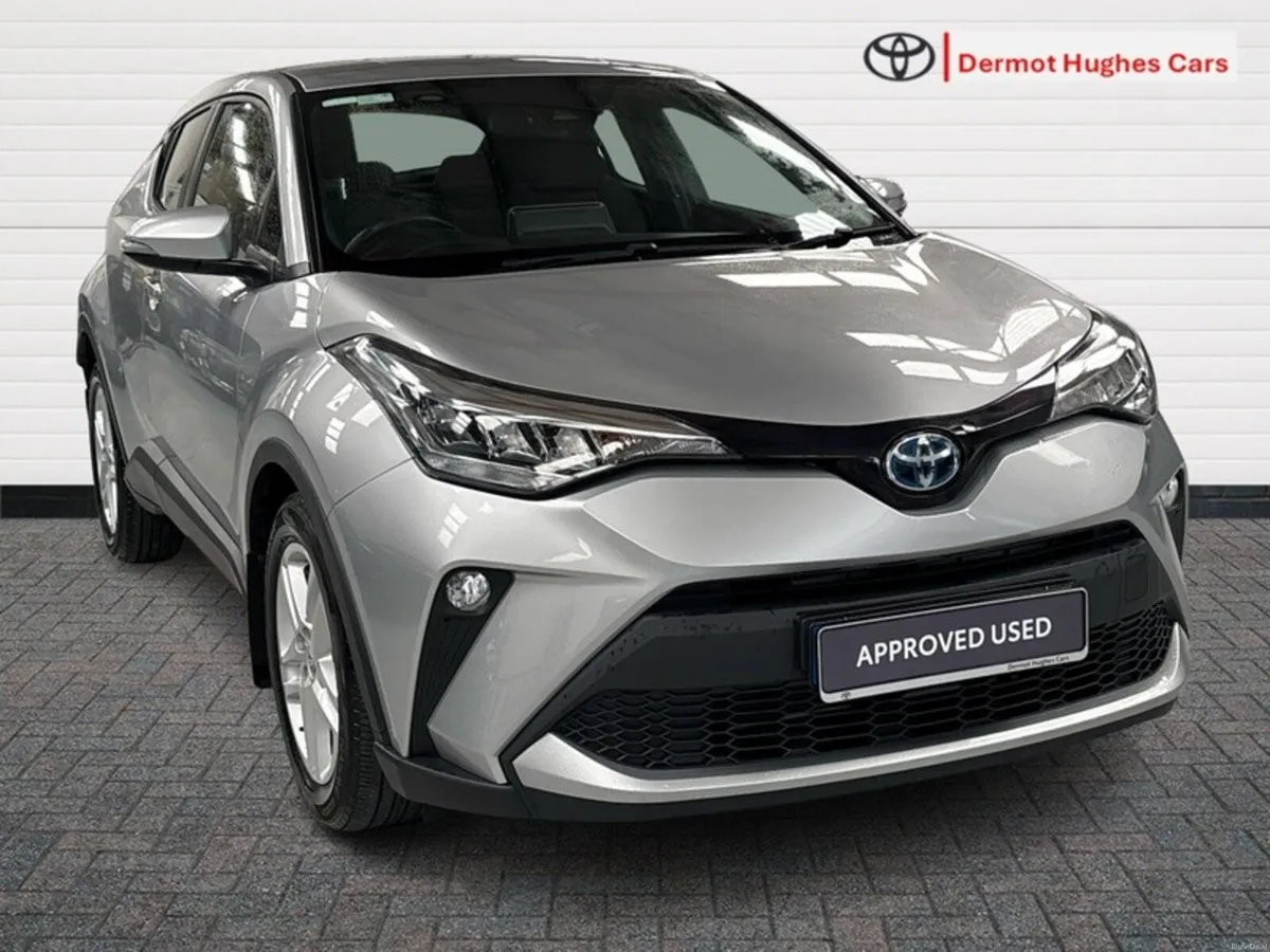 Toyota C-HR HYBRID LUNA 4DR AUTO - Image 1