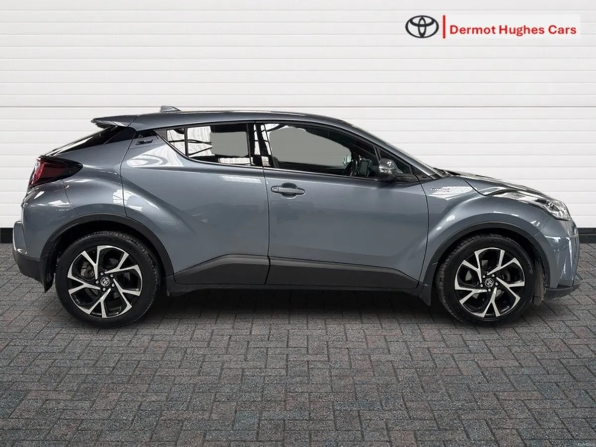 Toyota C-HR 1.8 HYBRID SPORTMONO 4DR SPORT AUTO - Image 3