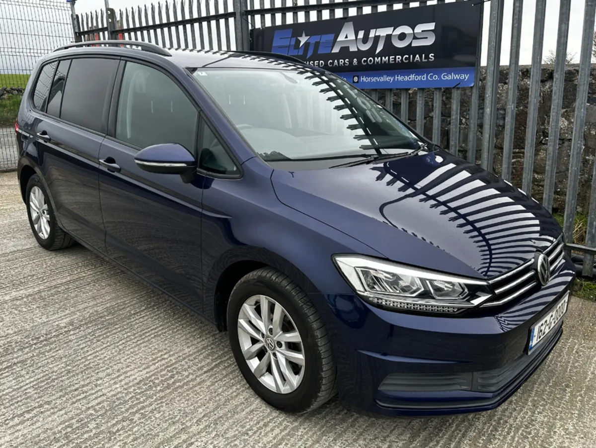 Volkswagen Touran Trendline TSI automatic 1.4 - Image 4