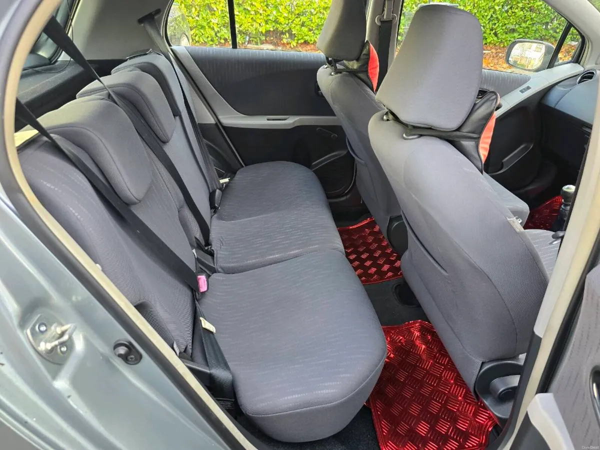 Toyota Yaris TR - Image 6